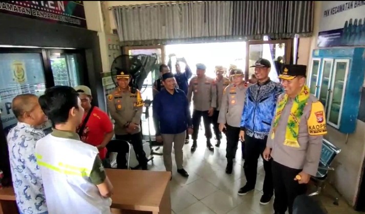 Kapolda Kalsel Pantau Sidang Pleno Penghitungan Suara