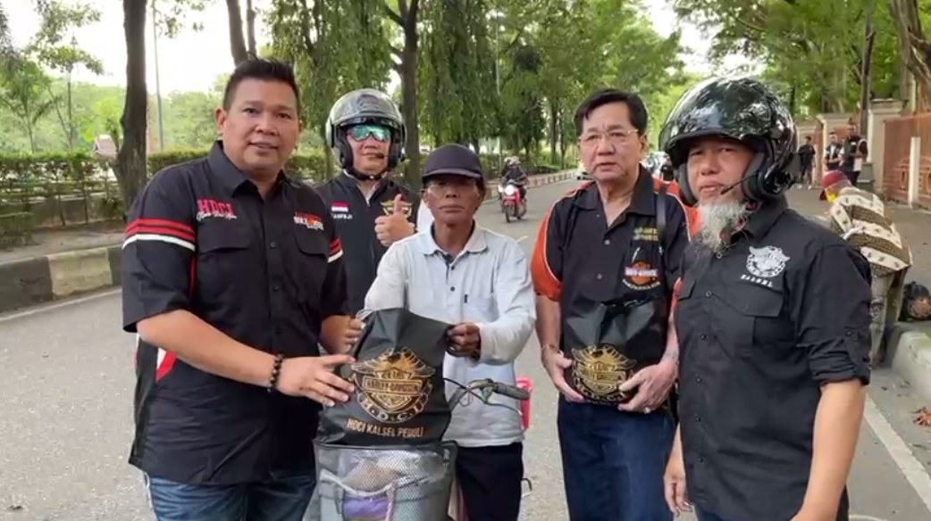 HDCI Kalsel Bagikan Paket Sembako