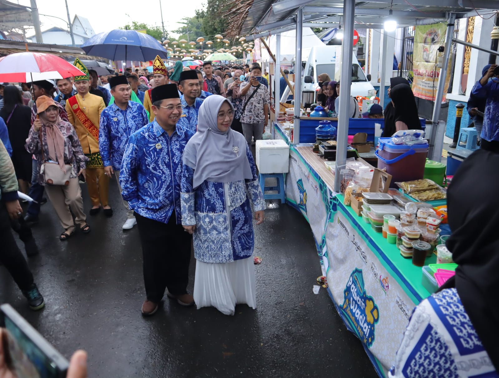 Wali Kota Banjarmasin Resmikan Pasar Wadai Ramadhan