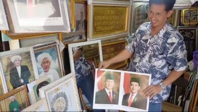 Foto Presiden dan Wakil Presiden terpilih Prabowo-Gibran mulai di buru warga