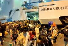 penumpang tiba di Pelabuhan Trisakti Bandarmasih menggunakan KM Dharma Rucitra 1