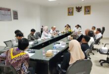 Forum Ambin Kalsel mendatangi kantor DPRD Kota Banjarmasin untuk melakukan audiensi terkait Perwali Nomor 152 Tahun 2023
