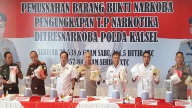 Direktorat Reserse Narkoba Polda Kalsel memusnahkan narkoba senilai puluhan miliar rupiah