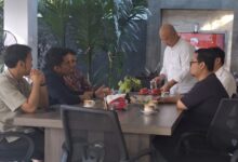 Manajemen JNE Pusat dan Banjarmasin melakukan kunjungan ke kantor Duta TV Banjarmasin