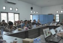 Wakil Ketua DPRD Kalsel bersama Komisi II mengunjungi Disbunak Kabupaten Tabalong