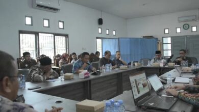 Wakil Ketua DPRD Kalsel bersama Komisi II mengunjungi Disbunak Kabupaten Tabalong