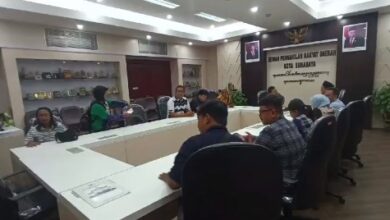 kunjungan kerja DPRD Kota Banjarbaru ke DPRD Kota Surabaya