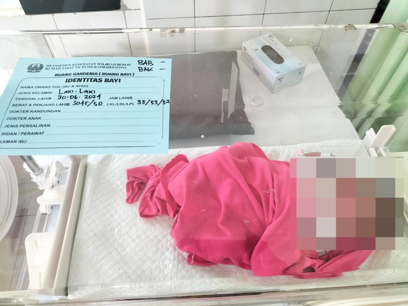 orok bayi laki-laki yang ditemukan warga Komp Mutiara, Banjarmasin Barat