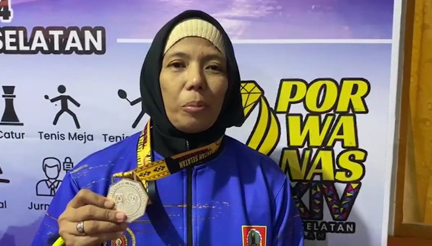 Hamjanah, peraih medali perak tenis meja Porwanas XIV Kalsel