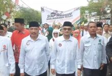 Mukhyar dan Awan Subarkah Mendaftar ke KPU Banjarmasin