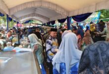 suasana makanan gratis pada saat hari jadi Kabupaten Banjar