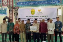 397 Kaum Masjid Terima Zakat Dari Baznas