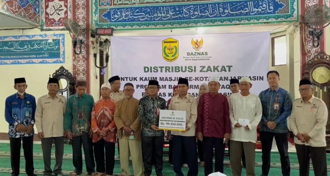 397 Kaum Masjid Terima Zakat Dari Baznas