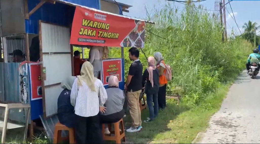 Program Rumah Zakat, Warung Nenek Salabiah Diperbaiki