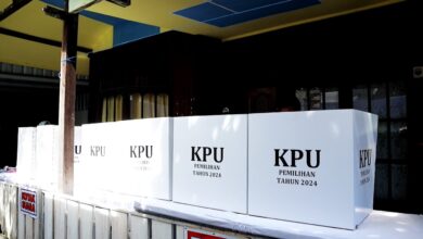 Calon Bupati dan Wakil Bupati Kotabaru Gunakan Hak Pilih