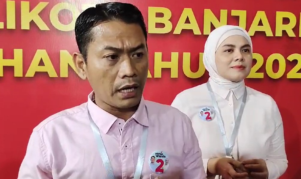 Pasangan Yamin-Ananda pada debat publik kedua pilkada 2024