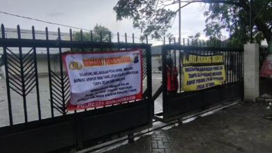 Pemilik Gudang di Belitung Darat Tutup Kawasan Menuju Titik Kebakaran