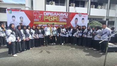 Upacara peringatan Hari Guru Nasional 2024 dan HUT ke-79 PGRI