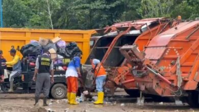 Truk DLH Banjarmasin Masih Angkut Sampah Pasca Haul