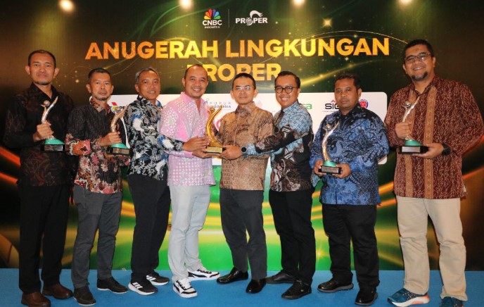 Arutmin Sabet Penghargaan PROPER Emas dari KLH