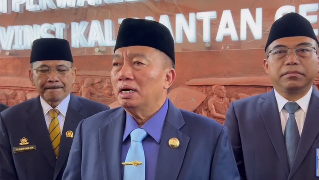 H. Muhidin, Gubernur Kalsel.