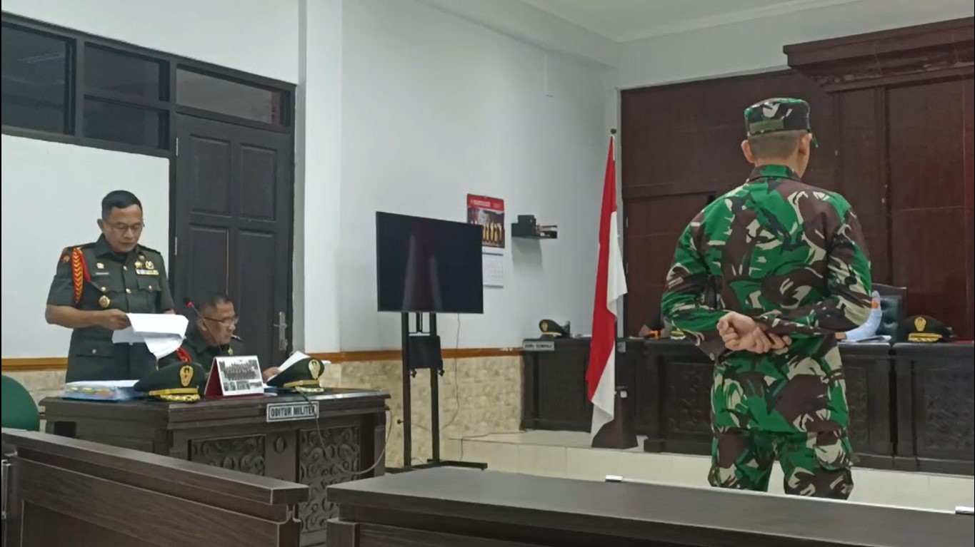 Pengadilan Militer 1-06 Banjarmasin menggelar sidang perdana kasus pembunuhan wartawati media online berinisial JA