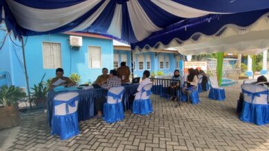 Nurhayati Lebih Memilih Datangi Sekolah Ketimbang Pendaftaran Online