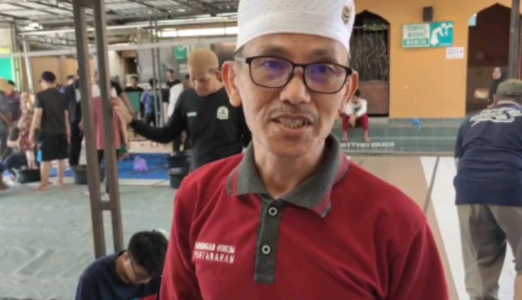 Muhamad Aspiansyah, pengurus masjid asshabirin