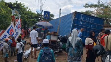 Kontainer Terguling Dekat Sekolah, 8 Siswa SD Alami Luka-Luka
