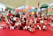 Semarakkan HUT RI, Siswa-Siswi Mitra Kasih School Fashion Show Kenakan Kostum Unik Tema Merah Putih