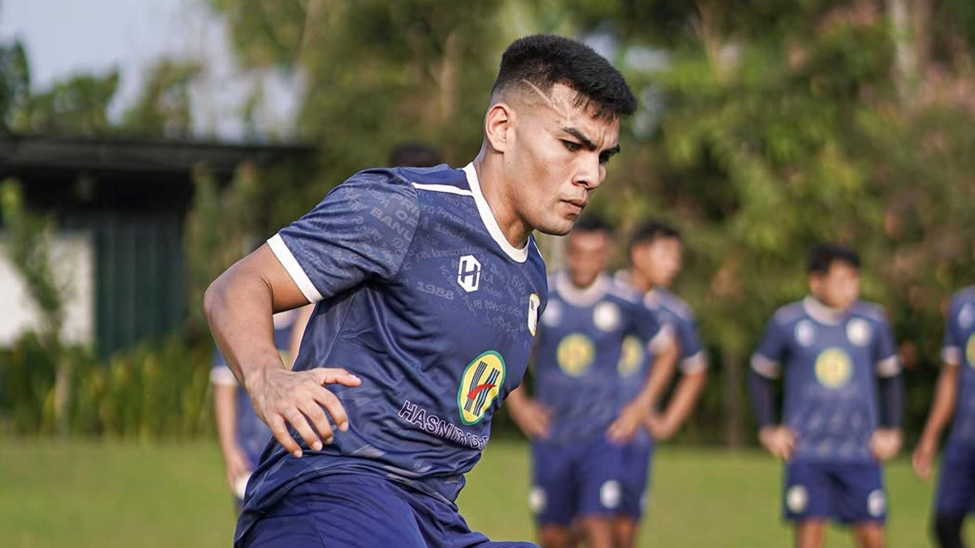 Tim Pelatih Masih Pantau Kondisi Penyembuhan Alexsandro Ferreira