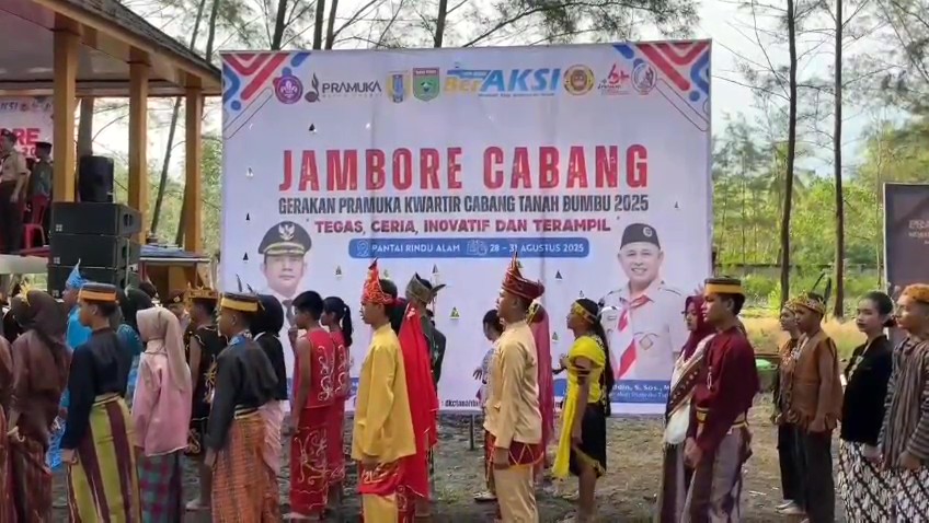 Ratusan Pramuka Penggalang Ramaikan Jambore Cabang di Pantai Rindu Alam