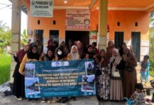 Didampingi Dosen & Mahasiswa Universitas Sari Mulia, Kader Posyandu Desa Sungai Tandipah Bergerak Lawan Stunting