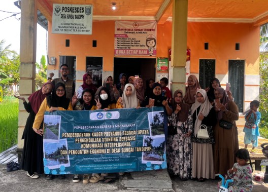 Didampingi Dosen & Mahasiswa Universitas Sari Mulia, Kader Posyandu Desa Sungai Tandipah Bergerak Lawan Stunting
