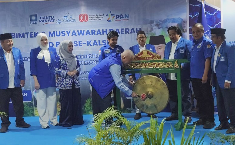 Muhidin Ingatkan Kader PAN di Dewan Jaga Empati Masyarakat