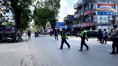 Demo, Aparat Lakukan Pengalihan Arus