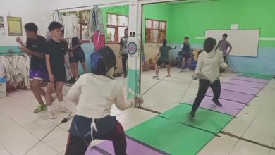 Jelang Porprov, Atlet Anggar Banjarbaru Matangkan Fisik dan Teknik