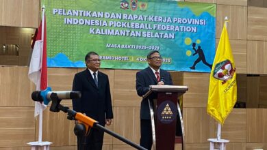 Sutarto Hadi saat memberikan sambutan usai dilantik menjadi ketua IPF Kalsel.