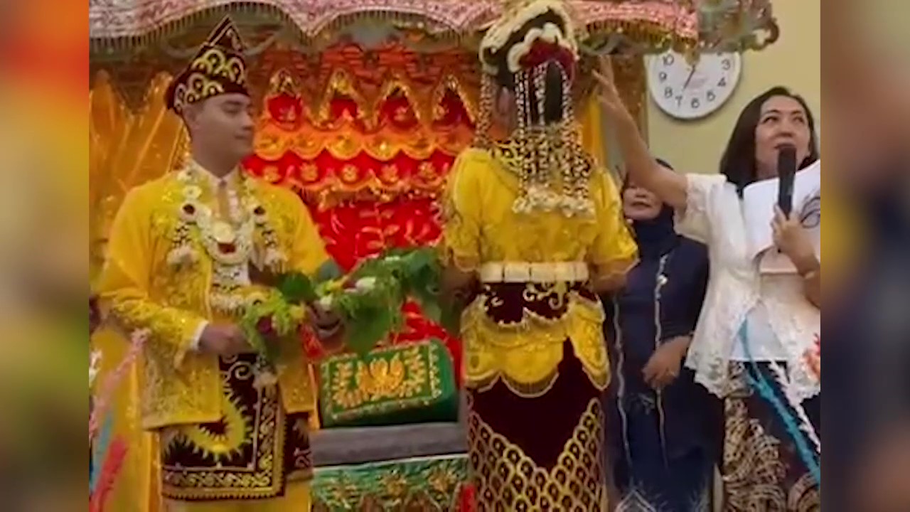Tradisi Batatai Pengantin Banjar Diperkenalkan ke Seluruh Dubes Negara Sahabat