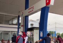 Warga Kesulitan Beli Pertamax di Pom Bensin