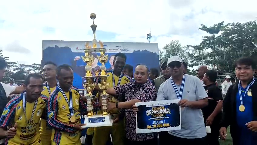 Barito Putera Legend Kampiun Festival Sepak Bola Up-45 Jilid II