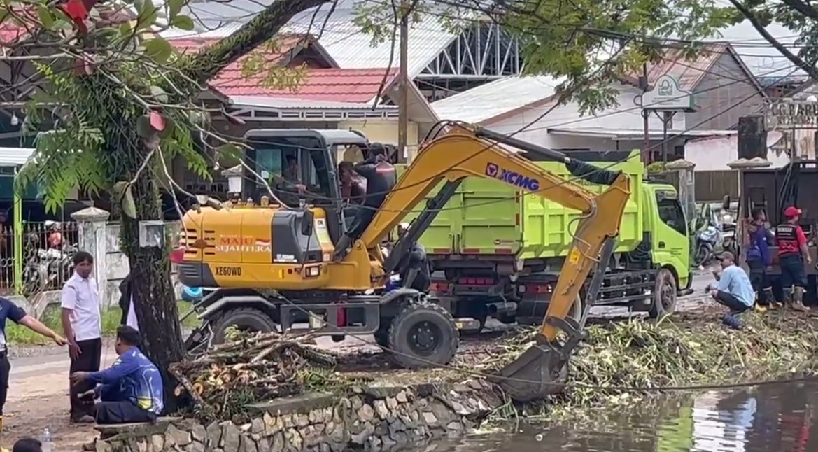 Pemko Banjarmasin Sudah Keruk Lima Titik Sungai