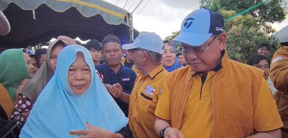 DPD Hanura Kalsel berikan bantuan