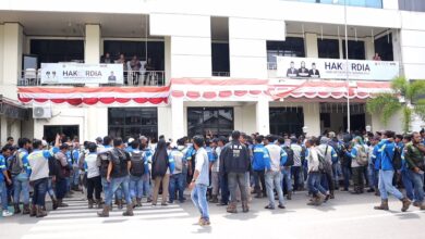 Ratusan Karyawan PT Hillcon Resah Gaji Belum Dibayar