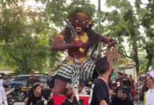 Arakan Ogoh-Ogoh Ramaikan Perayaan Nyepi di Banjarmasin