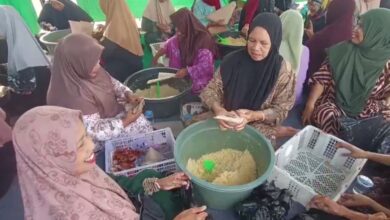 Dapur Umum 16 Melayu Tengah Siapkan 1.500 Bungkus Nasi Samin