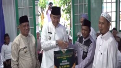 Rahmat Trianto Salurkan Hibah Keagamaan Rp463,5 Juta di Tambang Ulang