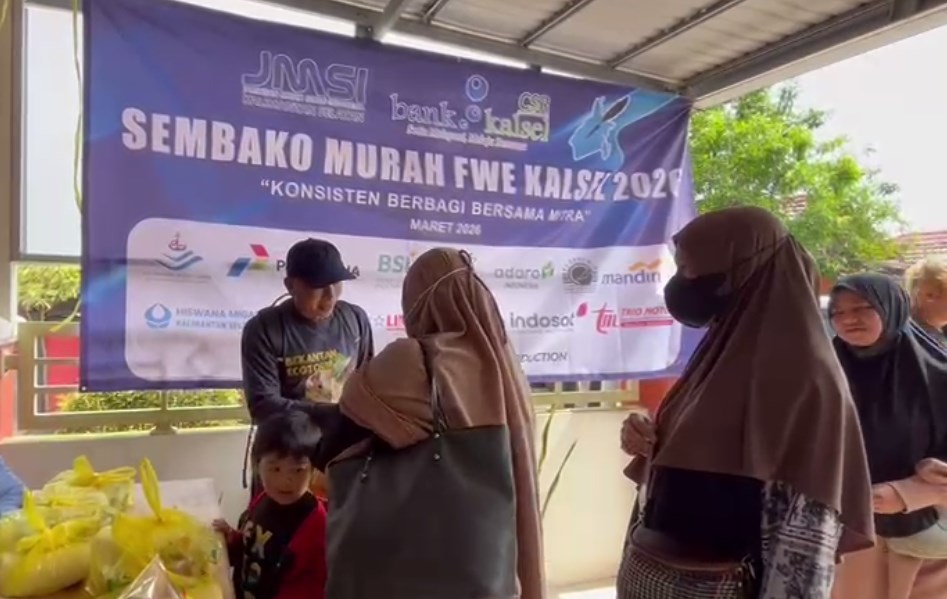 Warga Andai Jaya Persada Terbantu Paket Sembako Murah Rp 25 Ribu