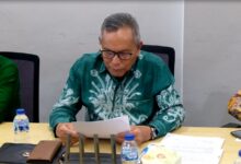 Wakil Ketua Komisi II H. Suripno Sumas