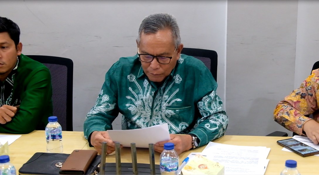 Wakil Ketua Komisi II H. Suripno Sumas